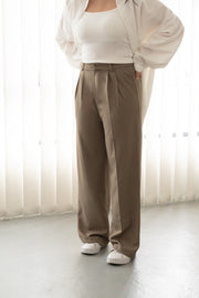 Effortless Pleated Trousers