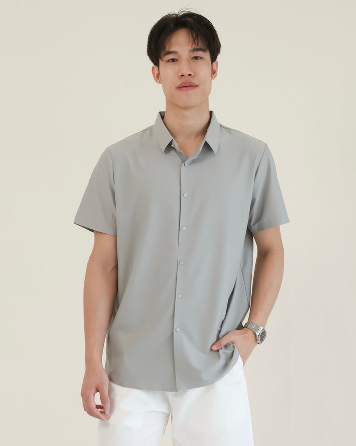 Cooling Buttoned Shirt in Grey