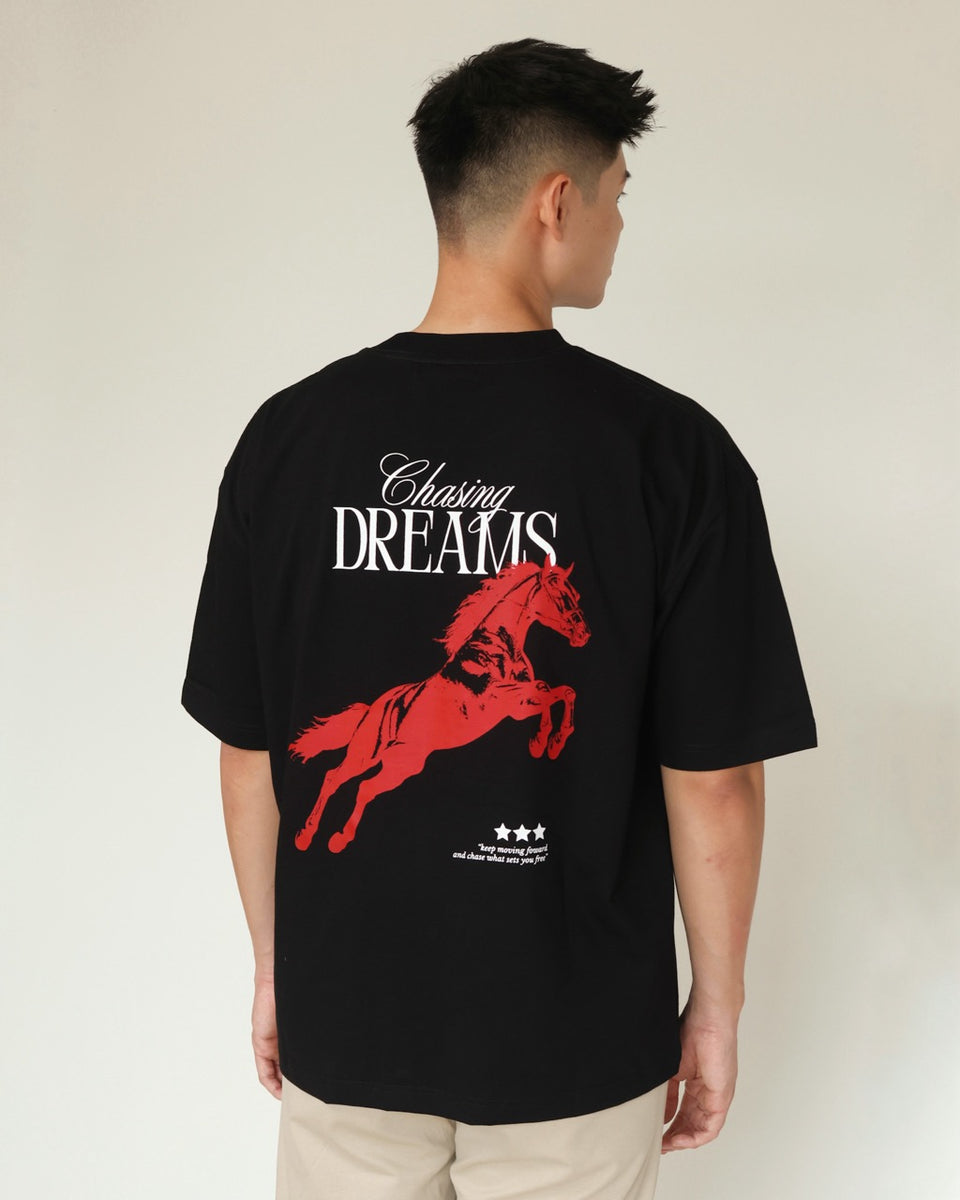 Chasing Dreams Oversized T — garment detail