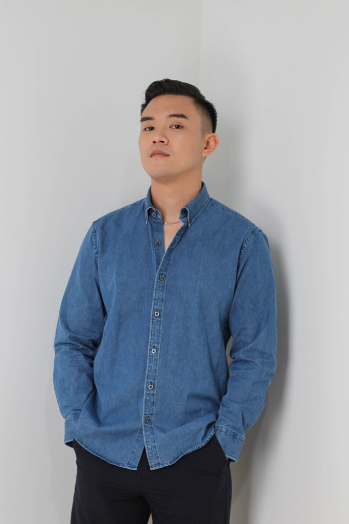 Men's denim shirt, classic blue, half body look